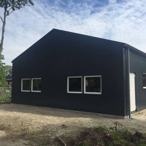 Leichtbauhalle in Schwarz von HPS-Prefab